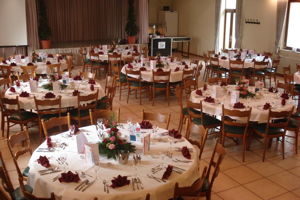 Traditionsgasthof Zum Luedertal Bimbach Eksteriør bilde